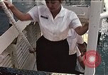 Immagine di United States Coast Guard Womens riserva United States USA, 1974, secondo 27 filmato di repertorio 65675069912