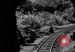 Standbild Dampflokomotive ein Zug nach hinten schieben Taiwan, 1940, aus Sekunde 9 historischem Filmmaterial Videoclip 65675069924