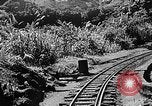 Standbild Dampflokomotive ein Zug nach hinten schieben Taiwan, 1940, aus Sekunde 10 historischem Filmmaterial Videoclip 65675069924