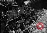 Standbild Dampflokomotive ein Zug nach hinten schieben Taiwan, 1940, aus Sekunde 14 historischem Filmmaterial Videoclip 65675069924