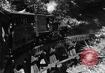 Standbild Dampflokomotive ein Zug nach hinten schieben Taiwan, 1940, aus Sekunde 16 historischem Filmmaterial Videoclip 65675069924