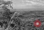 Standbild Dampflokomotive ein Zug nach hinten schieben Taiwan, 1940, aus Sekunde 39 historischem Filmmaterial Videoclip 65675069924