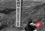Standbild Dampflokomotive ein Zug nach hinten schieben Taiwan, 1940, aus Sekunde 62 historischem Filmmaterial Videoclip 65675069924