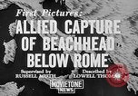 Standbild Deutsche dive Bomber angreifen amphibious task force Italien, 1944, aus Sekunde 7 historischem Filmmaterial Videoclip 65675069935