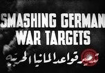 Standbild alliierte Bombenangriffe Deutschland, 1943, aus Sekunde 4 historischem Filmmaterial Videoclip 65675069937