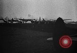 Standbild alliierte Bombenangriffe Deutschland, 1943, aus Sekunde 14 historischem Filmmaterial Videoclip 65675069937
