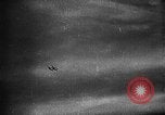 Standbild alliierte Bombenangriffe Deutschland, 1943, aus Sekunde 60 historischem Filmmaterial Videoclip 65675069937