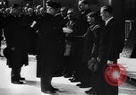 Image Ouverture du pont à partir de Medvedov Vámosszabadi Hongrie, 1942, de la seconde 21 séquences d'archives historiques vidéo 65675069947