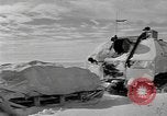 Standbild Betrieb Muskox Edmonton Alberta Kanada, 1946, aus Sekunde 44 historischem Filmmaterial Videoclip 65675069951
