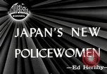 Standbild policewomen Tokio Japan, 1946, aus Sekunde 5 historischem Filmmaterial Videoclip 65675069952