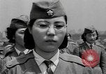 Standbild policewomen Tokio Japan, 1946, aus Sekunde 17 historischem Filmmaterial Videoclip 65675069952
