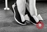 Standbild fashion parade New York City USA, 1946, aus Sekunde 50 historischem Filmmaterial Videoclip 65675069953
