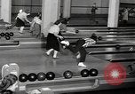 Image Congrès de Bowling Internationale des Femmes Kansas City Missouri USA, 1946, de la seconde 4 séquences d'archives historiques vidéo 65675069954