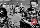 Immagine di Motociclo hill climbing Wenatchee Washington USA, 1946, secondo 7 filmato di repertorio 65675069955