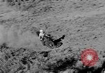 Immagine di Motociclo hill climbing Wenatchee Washington USA, 1946, secondo 27 filmato di repertorio 65675069955