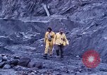Immagine di I geologi Washington Mount Saint Helens USA, 1980, secondo 19 filmato di repertorio 65675069957