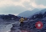 Immagine di I geologi Washington Mount Saint Helens USA, 1980, secondo 33 filmato di repertorio 65675069957