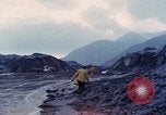 Immagine di I geologi Washington Mount Saint Helens USA, 1980, secondo 34 filmato di repertorio 65675069957
