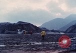 Immagine di I geologi Washington Mount Saint Helens USA, 1980, secondo 53 filmato di repertorio 65675069957