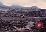 Immagine di I geologi Washington Mount Saint Helens USA, 1980, secondo 31 filmato di repertorio 65675069958