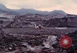 Immagine di I geologi Washington Mount Saint Helens USA, 1980, secondo 32 filmato di repertorio 65675069958