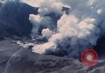 Standbild Vulkanausbruch Washington Mount Saint Helens USA, 1980, aus Sekunde 62 historischem Filmmaterial Videoclip 65675069959