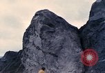 Standbild Geologen Washington Mount Saint Helens USA, 1980, aus Sekunde 10 historischem Filmmaterial Videoclip 65675069960