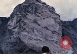 Standbild Geologen Washington Mount Saint Helens USA, 1980, aus Sekunde 27 historischem Filmmaterial Videoclip 65675069960