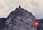 Standbild Geologen Washington Mount Saint Helens USA, 1980, aus Sekunde 29 historischem Filmmaterial Videoclip 65675069960