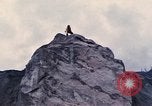 Standbild Geologen Washington Mount Saint Helens USA, 1980, aus Sekunde 30 historischem Filmmaterial Videoclip 65675069960