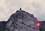 Standbild Geologen Washington Mount Saint Helens USA, 1980, aus Sekunde 31 historischem Filmmaterial Videoclip 65675069960