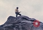 Standbild Geologen Washington Mount Saint Helens USA, 1980, aus Sekunde 37 historischem Filmmaterial Videoclip 65675069960