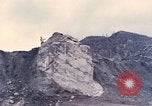 Standbild Geologen Washington Mount Saint Helens USA, 1980, aus Sekunde 40 historischem Filmmaterial Videoclip 65675069960