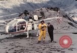 Standbild Geologen Washington Mount Saint Helens USA, 1980, aus Sekunde 50 historischem Filmmaterial Videoclip 65675069960