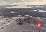 Standbild Geologen Washington Mount Saint Helens USA, 1980, aus Sekunde 25 historischem Filmmaterial Videoclip 65675069961