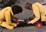 Standbild Geologen Washington Mount Saint Helens USA, 1980, aus Sekunde 49 historischem Filmmaterial Videoclip 65675069961