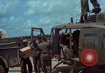 Immagine di 5 Forze Speciali gruppo Vietnam del Sud, 1966, secondo 24 filmato di repertorio 65675069972