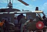 Immagine di 5 Forze Speciali gruppo Vietnam del Sud, 1966, secondo 25 filmato di repertorio 65675069972