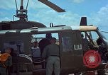 Immagine di 5 Forze Speciali gruppo Vietnam del Sud, 1966, secondo 32 filmato di repertorio 65675069972
