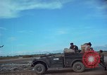 Immagine di 5 Forze Speciali gruppo Vietnam del Sud, 1966, secondo 46 filmato di repertorio 65675069972
