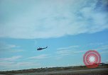 Immagine di 5 Forze Speciali gruppo Vietnam del Sud, 1966, secondo 51 filmato di repertorio 65675069972