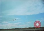 Immagine di 5 Forze Speciali gruppo Vietnam del Sud, 1966, secondo 53 filmato di repertorio 65675069972