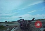 Immagine di 5 Forze Speciali gruppo Vietnam del Sud, 1966, secondo 9 filmato di repertorio 65675069973