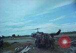 Immagine di 5 Forze Speciali gruppo Vietnam del Sud, 1966, secondo 10 filmato di repertorio 65675069973