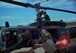 Immagine di 5 Forze Speciali gruppo Vietnam del Sud, 1966, secondo 26 filmato di repertorio 65675069973