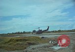 Immagine di 5 Forze Speciali gruppo Vietnam del Sud, 1966, secondo 54 filmato di repertorio 65675069973