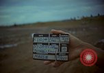 Immagine di 5 le forze speciali di sgravio di gruppo camp Don Phouc Vietnam del Sud, 1966, secondo 3 filmato di repertorio 65675069974