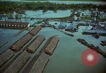 Immagine di 5 le forze speciali di sgravio di gruppo camp Don Phouc Vietnam del Sud, 1966, secondo 57 filmato di repertorio 65675069974