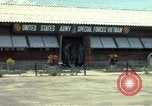 Image des Forces spéciales de l'armée des États-Unis Vietnam, 1964, de la seconde 7 séquences d'archives historiques vidéo 65675069976