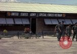Image des Forces spéciales de l'armée des États-Unis Vietnam, 1964, de la seconde 23 séquences d'archives historiques vidéo 65675069976